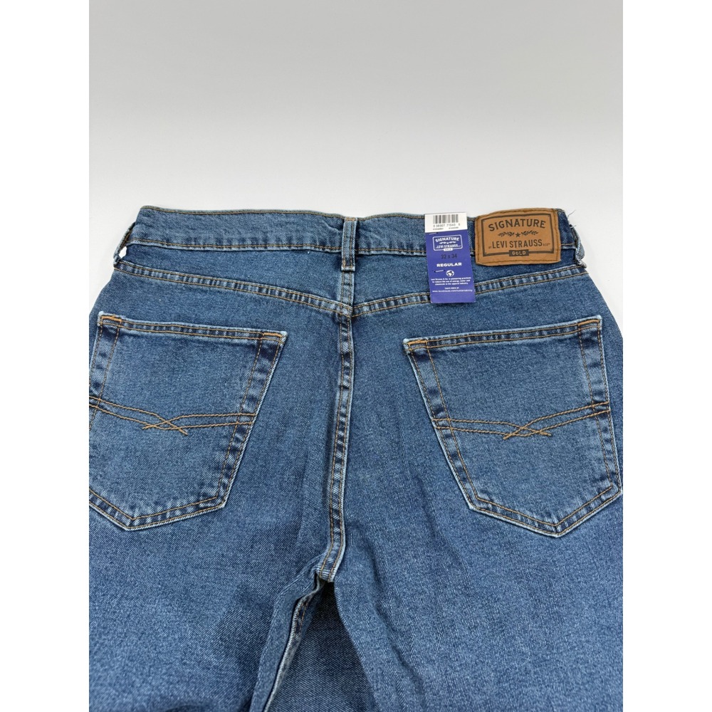Signature by Levi Strauss Men Regular Fit Flex Jeans 32x34 Blue Straight Leg NWT - Picture 4 of 4